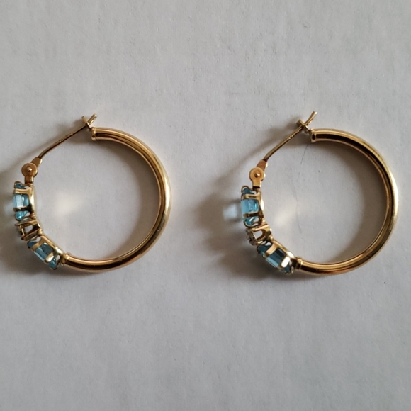 Jewelry - 14k Gold Auquamarine/Diamond Earrings